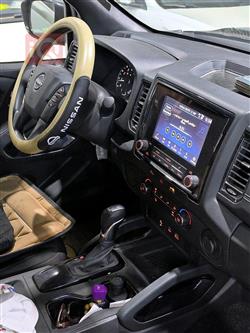 نيسان فرونتر